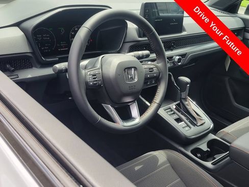 Used 2026 Honda CR-V Sport image 5