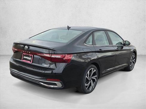 New 2026 Volkswagen Jetta SEL image 2