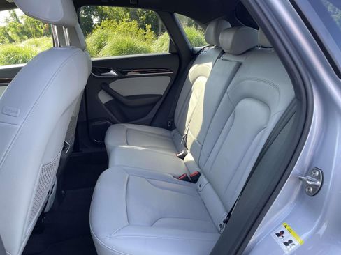 Used 2015 Audi Q3 2.0T Prestige AWD/4WD image 12
