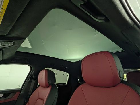 New 2026 Porsche Cayenne GTS AWD/4WD image 30
