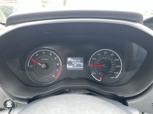 Used 2019 Subaru Crosstrek 2.0i Premium image 11