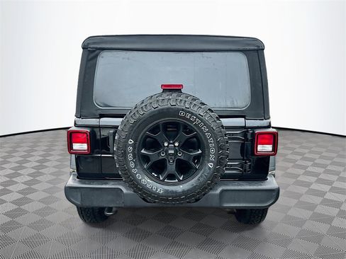 Used 2021 Jeep Wrangler Unlimited Willys image 7