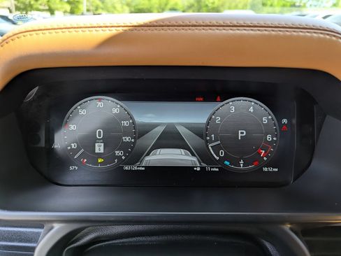 Used 2024 Land Rover Defender 90 S AWD/4WD image 18
