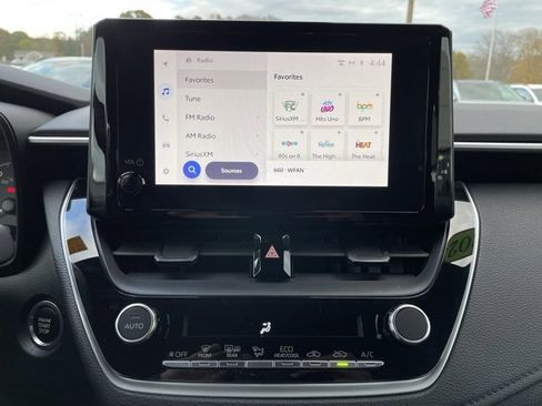 Used 2023 Toyota Corolla SE image 17