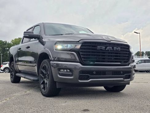 Used 2025 RAM 1500 Laramie w/ Night Edition AWD/4WD image 7