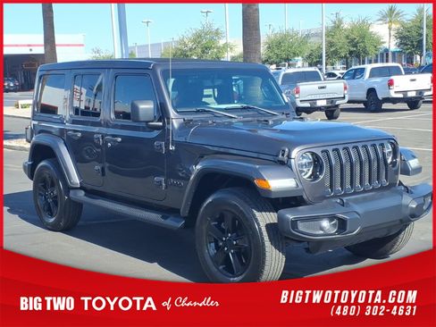 Used 2020 Jeep Wrangler Unlimited Sahara AWD/4WD image 1