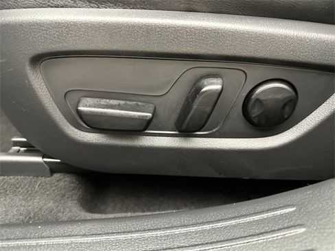 Certified 2025 MAZDA CX-50 2.5 Hybrid w/ Weather Package image 12