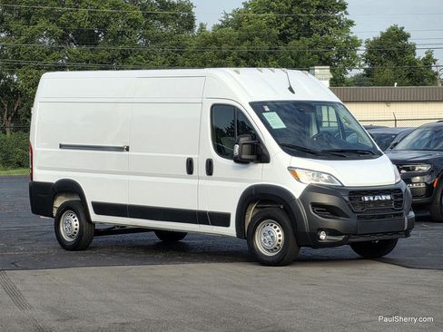Used 2025 RAM ProMaster 2500 w/ Convenience Group FWD image 5