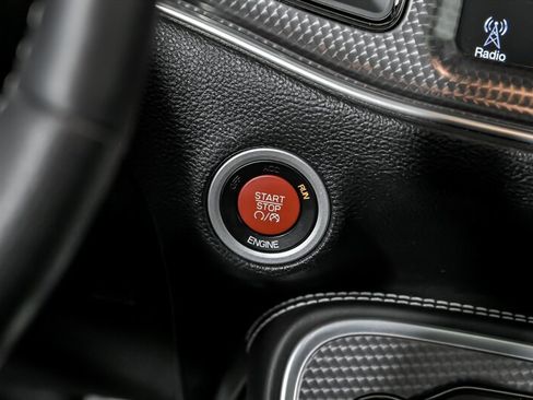 Used 2016 Dodge Challenger SRT Hellcat image 26