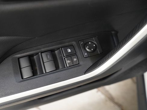 Certified 2025 Toyota RAV4 LE image 21