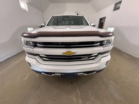 Used 2017 Chevrolet Silverado 1500 LT w/ All Star Edition AWD/4WD image 2