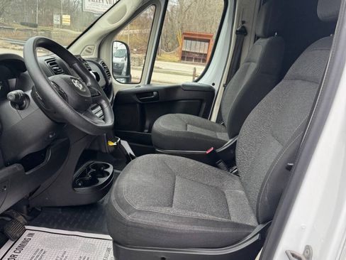 Used 2022 RAM ProMaster 2500 FWD image 12
