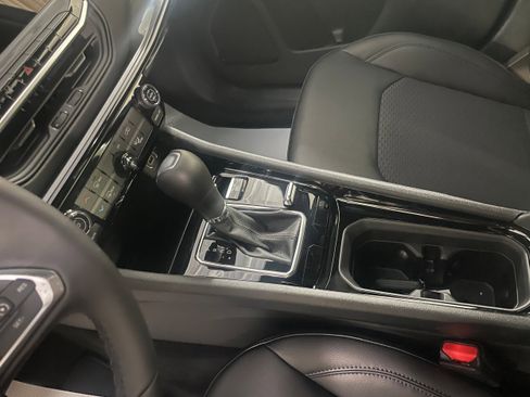 New 2026 Jeep Compass Latitude image 11