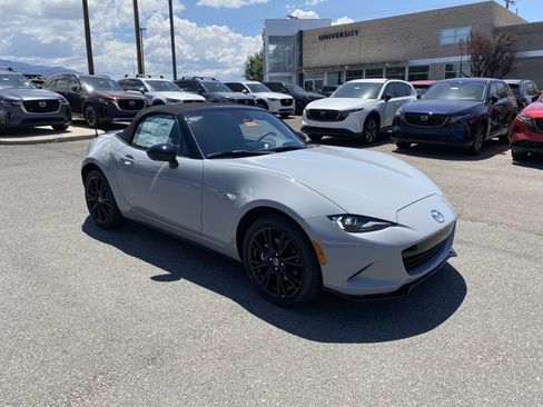New 2026 MAZDA MX-5 Miata Club w/ Interior Package RWD image 36