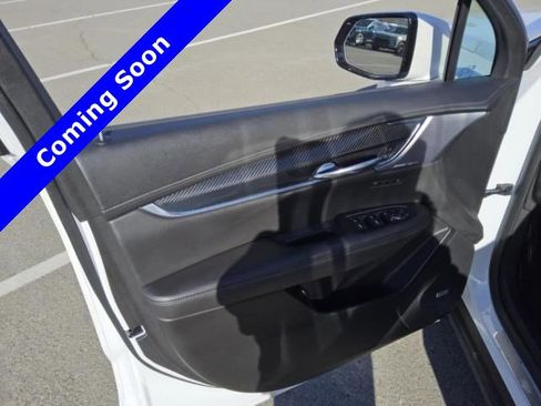 Used 2021 Cadillac XT6 Sport image 17