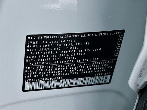 Used 2021 Volkswagen Tiguan S image 29