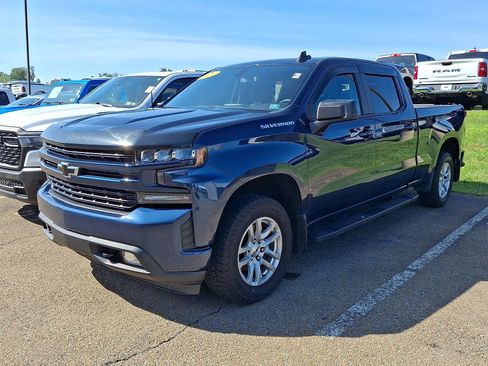 Used 2021 Chevrolet Silverado 1500 RST w/ Convenience Package II AWD/4WD image 2