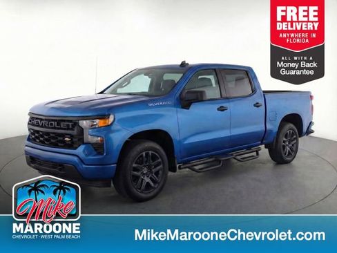 Certified 2022 Chevrolet Silverado 1500 Custom image 1