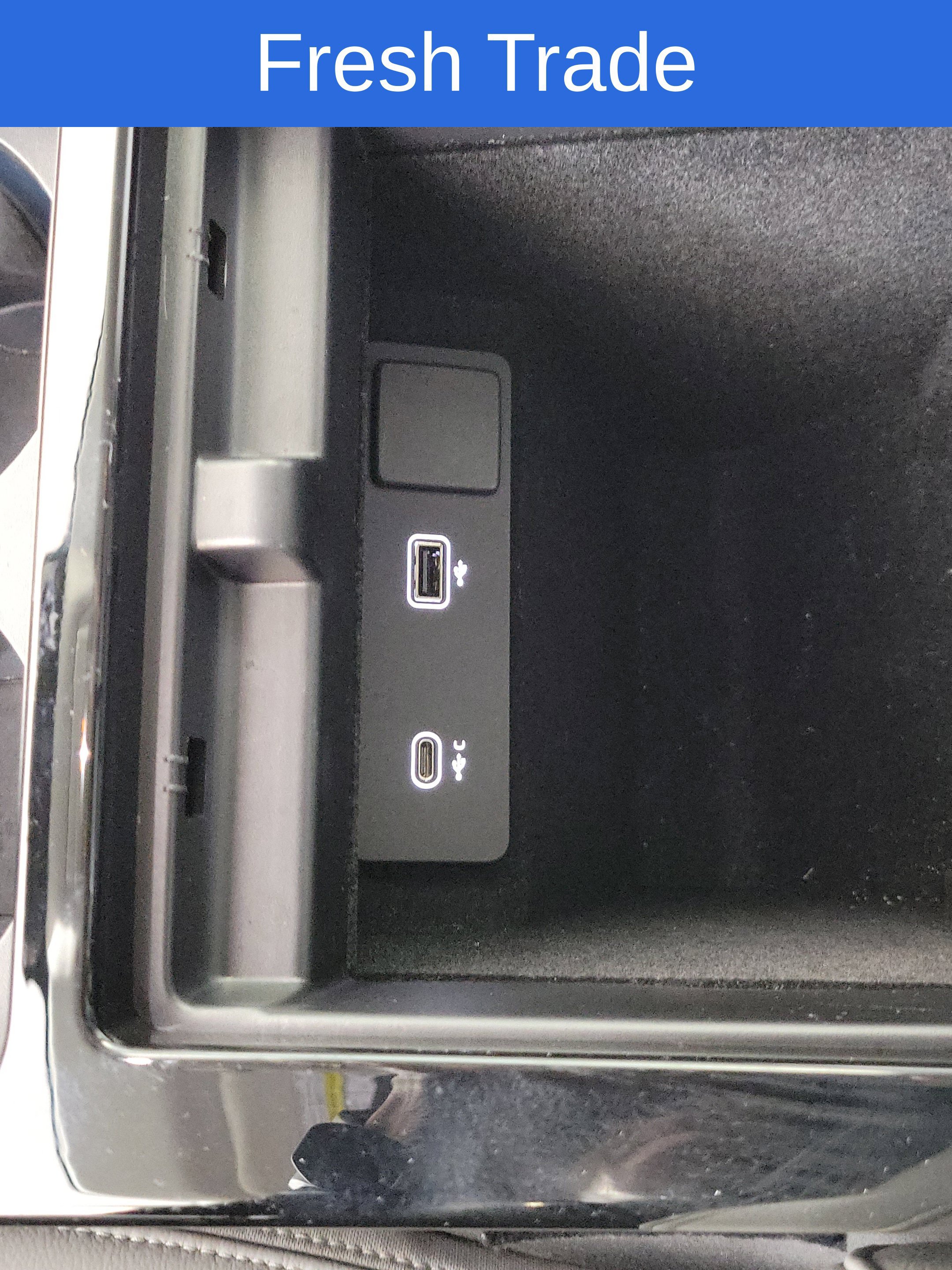 Used 2023 Land Rover Range Rover Evoque S AWD/4WD image 21