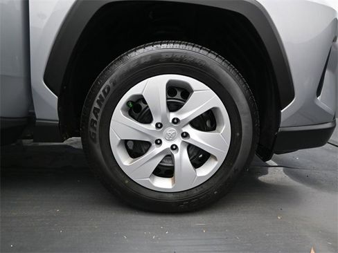 Used 2024 Toyota RAV4 LE image 16