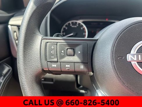 Used 2024 Nissan Rogue SV AWD/4WD image 14