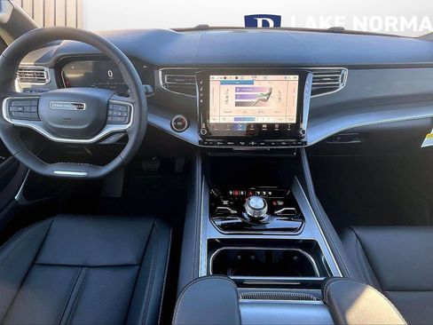 New 2026 Jeep Grand Wagoneer Limited AWD/4WD image 11