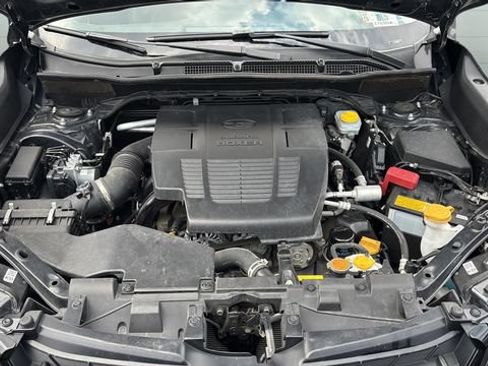 Used 2023 Subaru Forester Premium AWD/4WD image 17