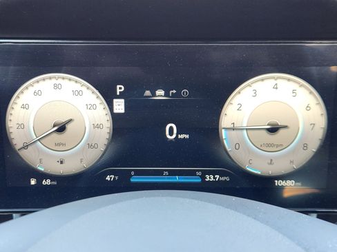 Certified 2024 Hyundai Elantra SEL image 10