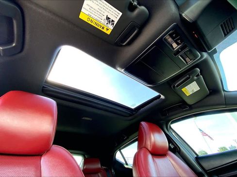 Used 2023 MAZDA MAZDA3 s image 12