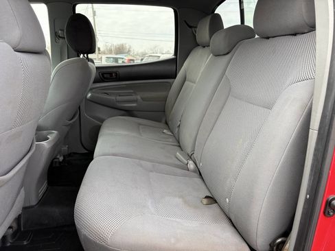 Used 2007 Toyota Tacoma PreRunner image 12