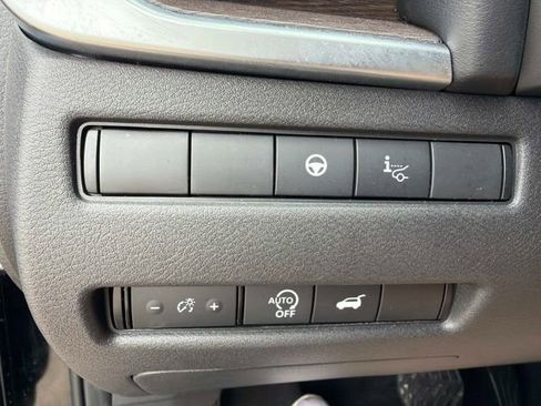 Used 2026 Nissan Rogue Platinum w/ Platinum Premium Package AWD/4WD image 28