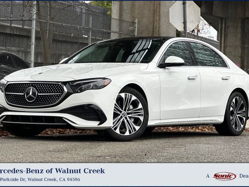 Used 2025 Mercedes-Benz E 350 4MATIC Sedan image 1