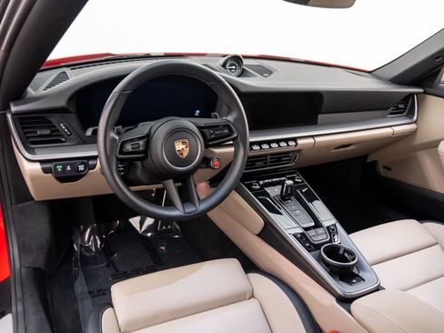 Certified 2025 Porsche 911 Carrera image 11