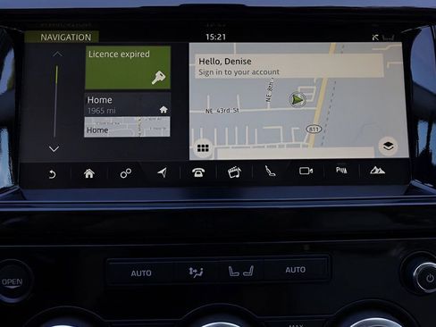 Used 2018 Land Rover Discovery HSE AWD/4WD image 33