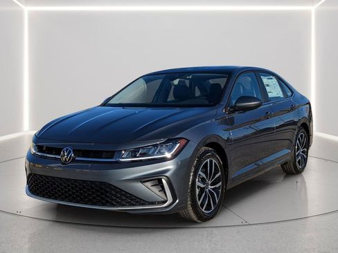 New 2026 Volkswagen Jetta SE image 9