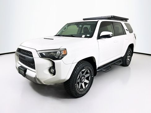 Used 2019 Toyota 4Runner TRD Off-Road Premium image 3