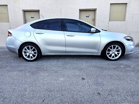 Used 2013 Dodge Dart SXT image 18