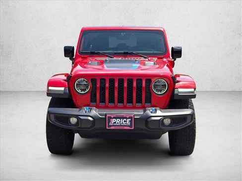 Used 2022 Jeep Wrangler Unlimited Rubicon 4xe AWD/4WD image 2