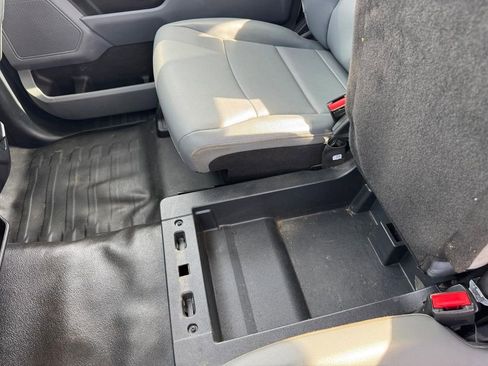 Used 2022 Ford F150 XL image 11