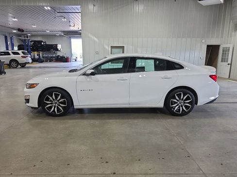 Used 2022 Chevrolet Malibu RS FWD image 5