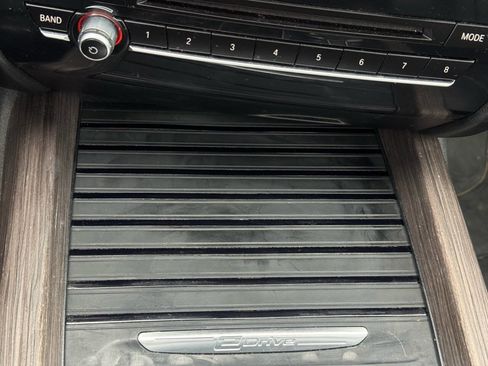 Used 2017 BMW X5 xDrive40e AWD/4WD image 47