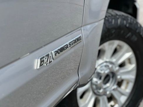 Used 2022 Ford F350 XLT w/ Camper Package AWD/4WD image 15