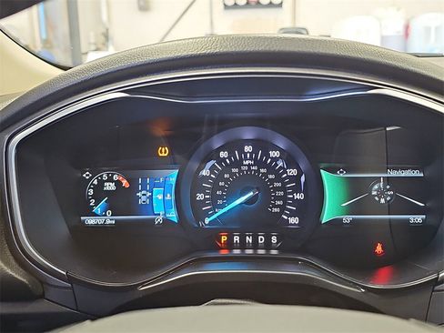 Used 2019 Ford Fusion SE w/ Equipment Group 151A image 16