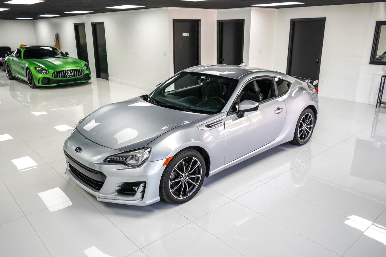 Used 2020 Subaru BRZ Limited RWD image 2