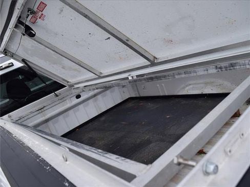 Used 2022 Chevrolet Colorado LT w/ Fleet Safety Package image 30