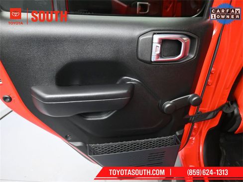 Used 2021 Jeep Wrangler Unlimited Sport image 30