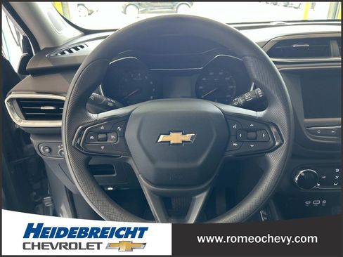 Certified 2023 Chevrolet TrailBlazer LT FWD image 18