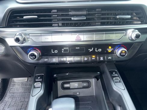 Used 2022 Kia Telluride S image 22