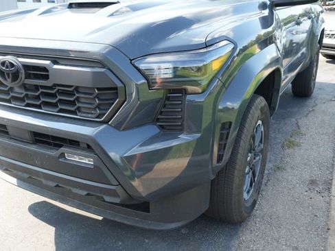 Used 2026 Toyota Tacoma TRD Sport AWD/4WD image 6