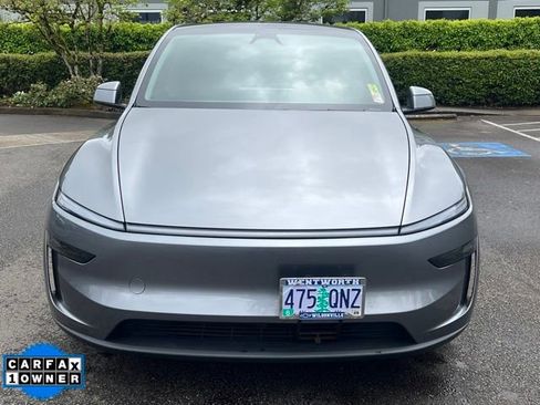 Used 2026 Tesla Model Y Long Range image 2